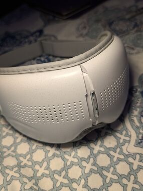 delete your dry eyes | 16D smart acupoint & steam eye massager